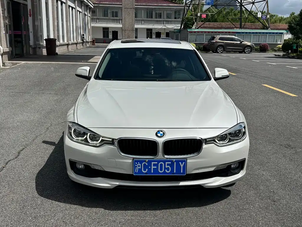 BMW 3 Series — миниатюра 2