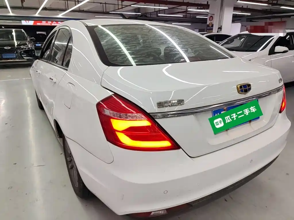 Geely Emgrand — миниатюра 5