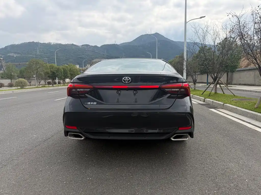 Toyota Avalon — миниатюра 17