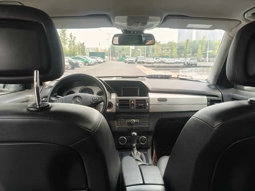 Mercedes-Benz GLK-Class (Import) — миниатюра 4