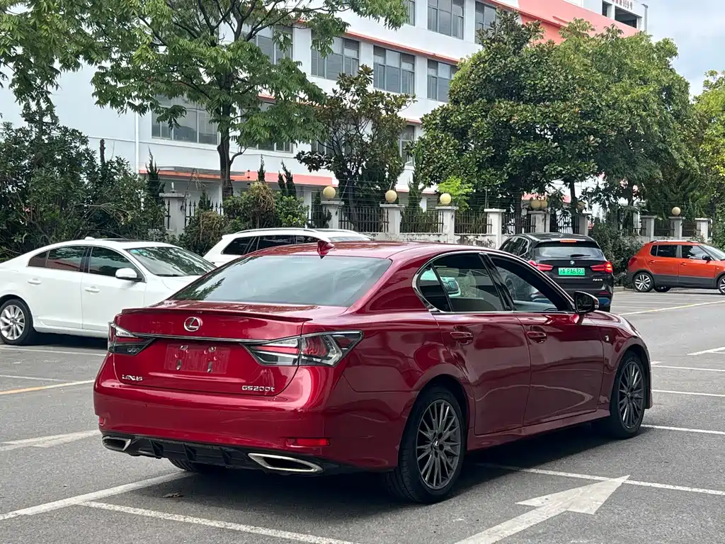 Lexus GS — миниатюра 5