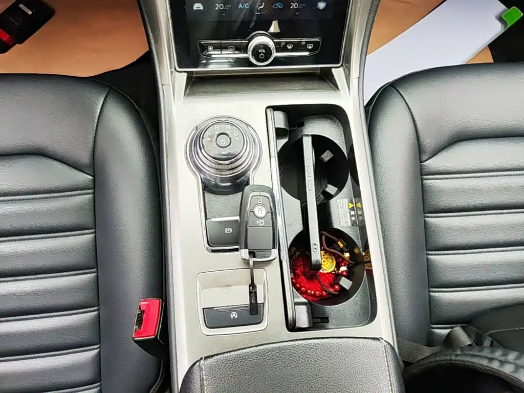Ford Mondeo — миниатюра 14