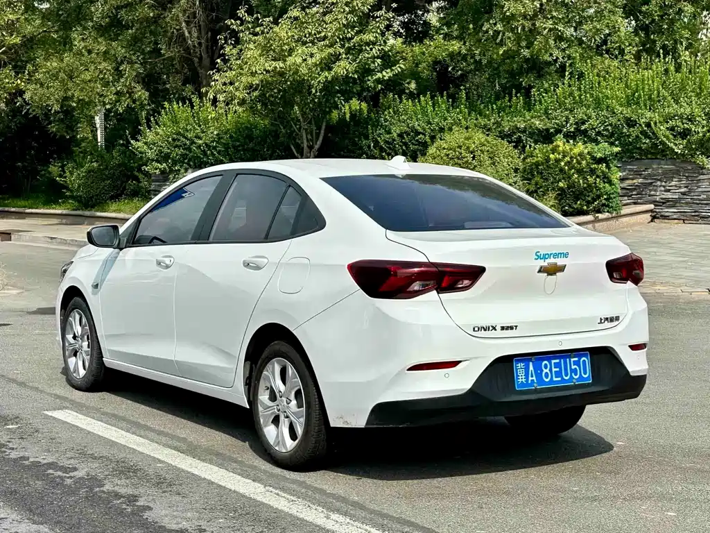 Chevrolet Cavalier — миниатюра 6