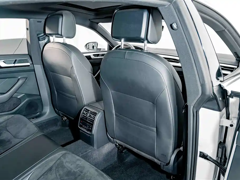 Volkswagen CC — миниатюра 19