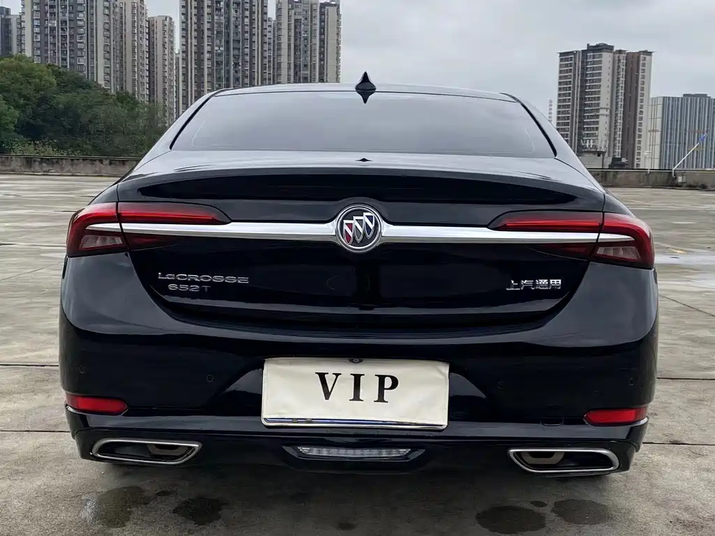 Buick LaCrosse — миниатюра 2