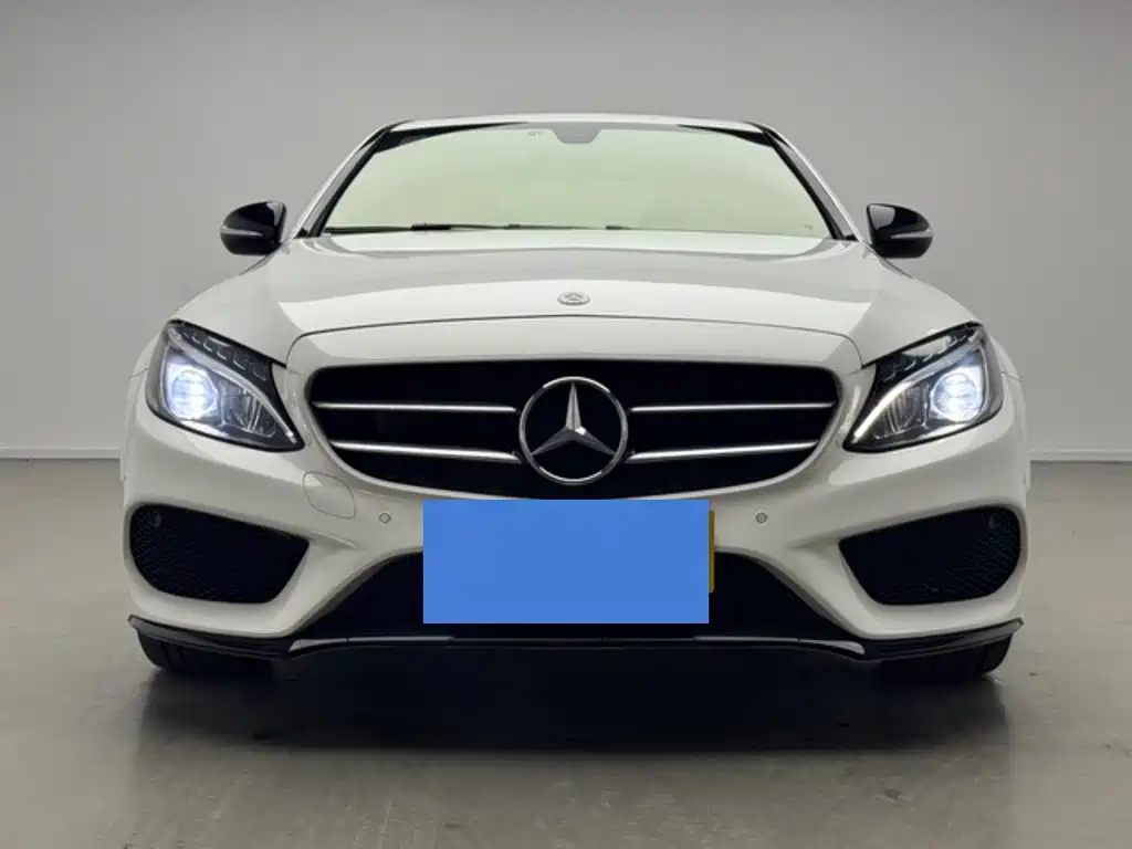 Mercedes-Benz C-Class — миниатюра 2