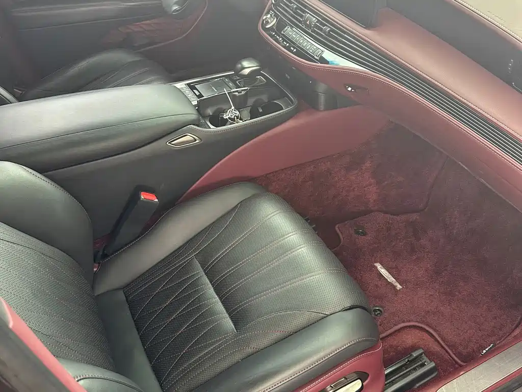 Lexus LS — миниатюра 14