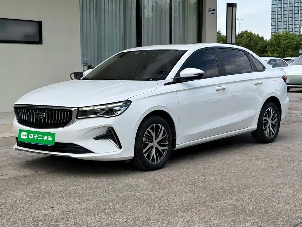 Geely Emgrand — миниатюра 2