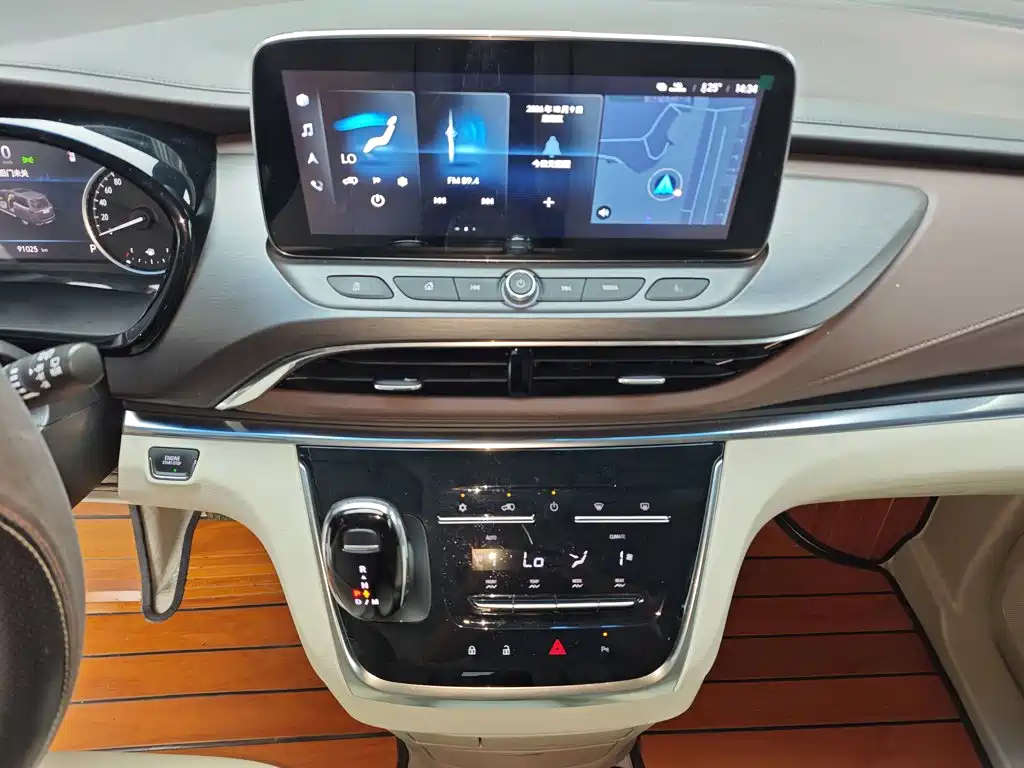 Buick GL8 — миниатюра 13