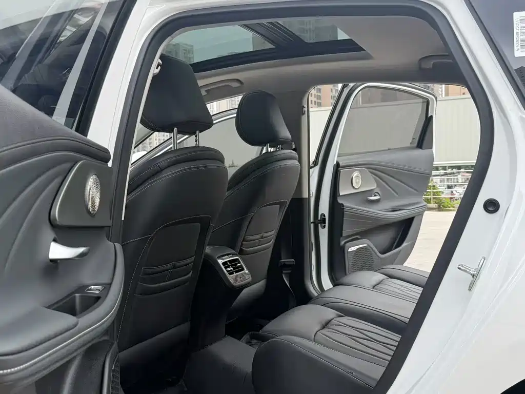 Chery Arrizo 8 — миниатюра 4