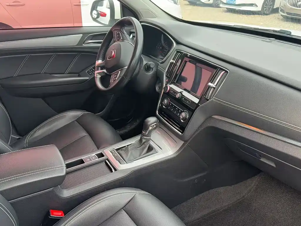 Roewe RX5 — миниатюра 5