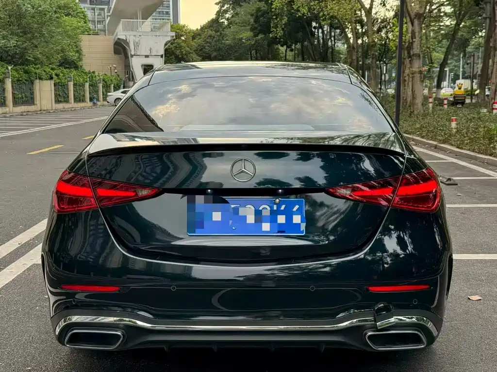 Mercedes-Benz C-Class — миниатюра 3