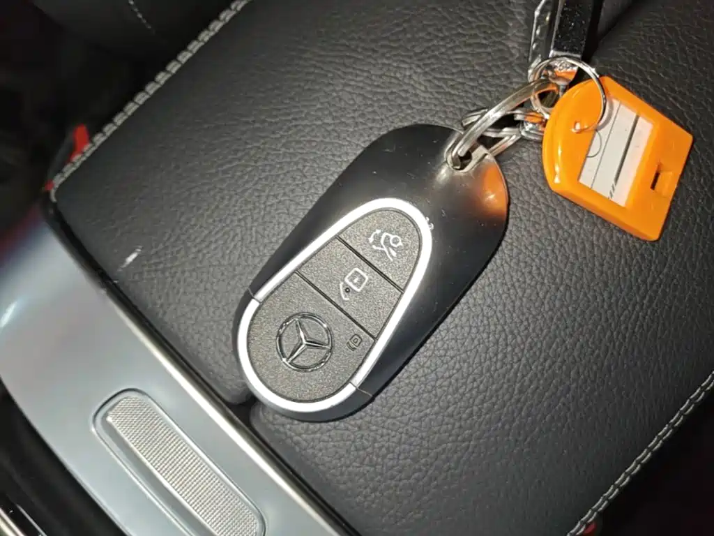 Mercedes-Benz C-Class — миниатюра 9