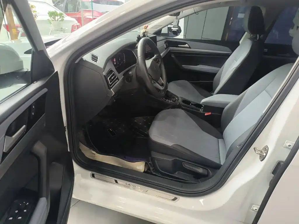 Volkswagen Lavida — миниатюра 16