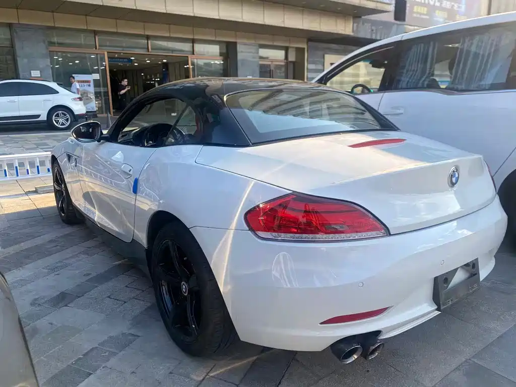 BMW Z4 — миниатюра 10
