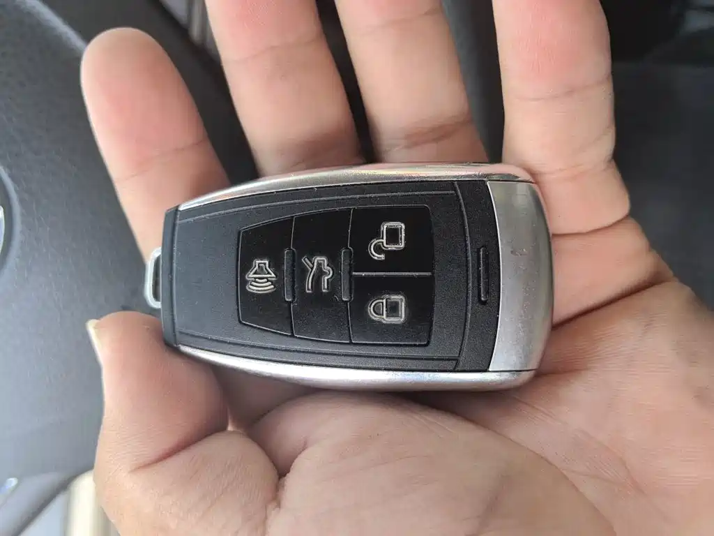 BAIC 绅宝CC — миниатюра 9