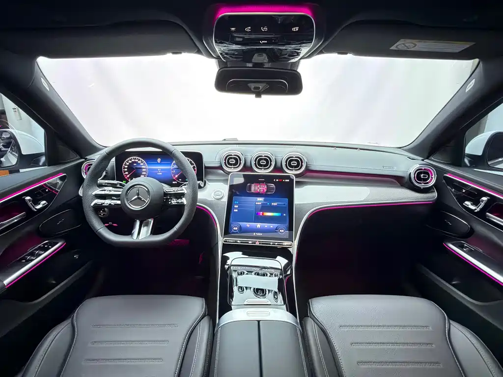 Mercedes-Benz C-Class — миниатюра 9