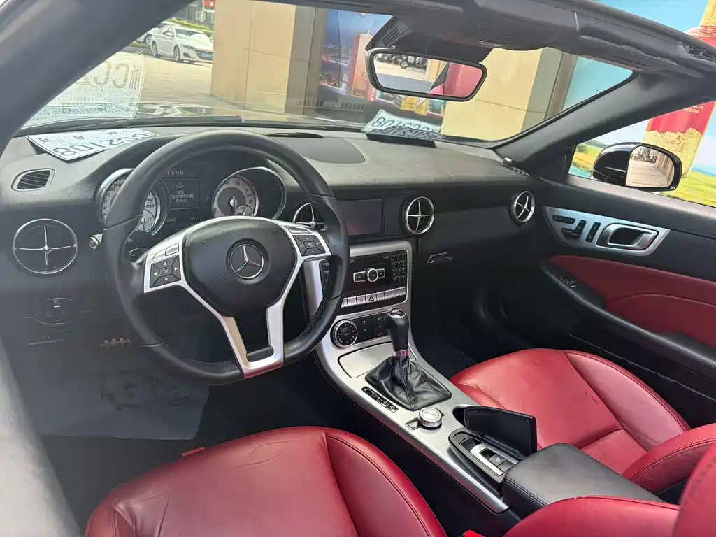 Mercedes-Benz SLK-Class — миниатюра 4