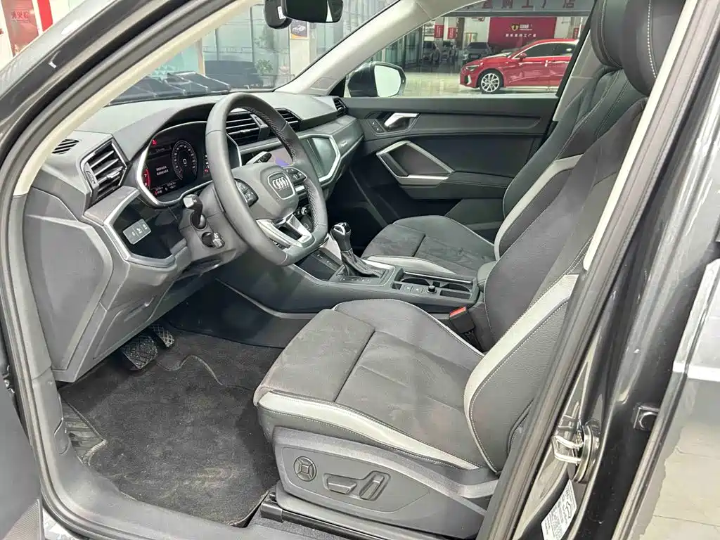 Audi Q3 — миниатюра 16