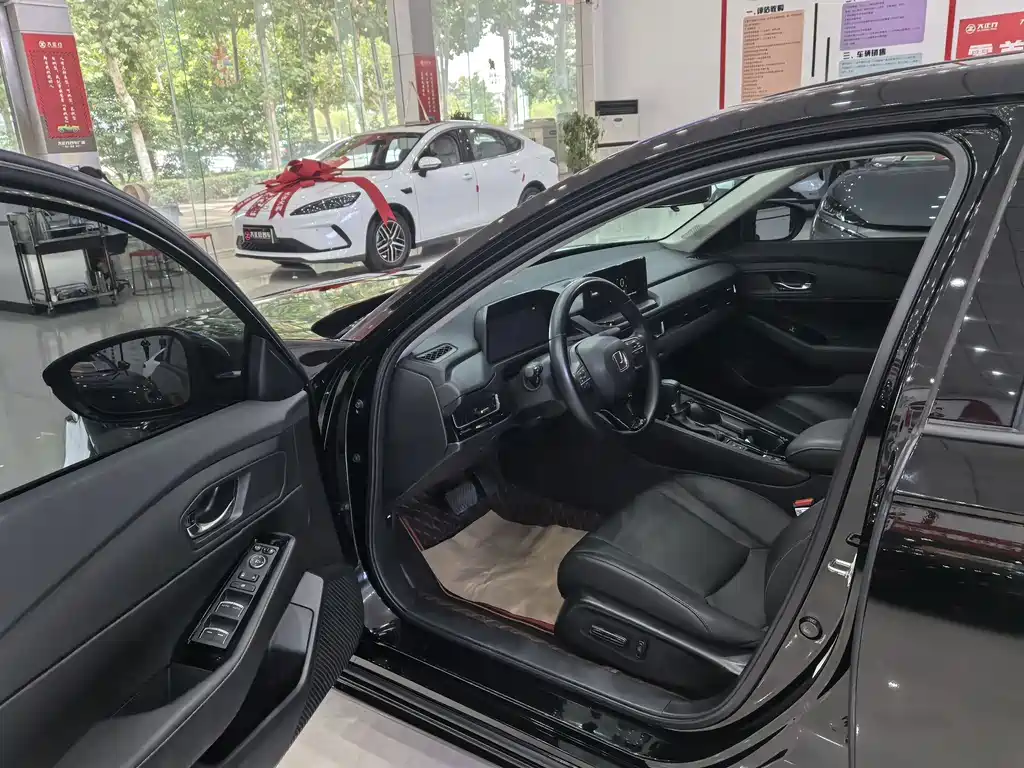 Honda Inspire — миниатюра 4