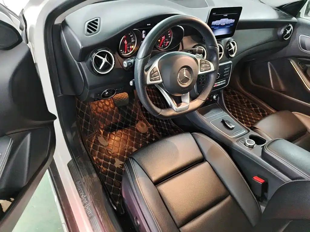 Mercedes-Benz GLA — миниатюра 16