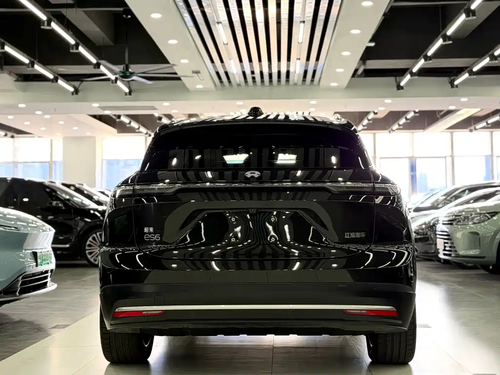 NIO ES6 — миниатюра 6