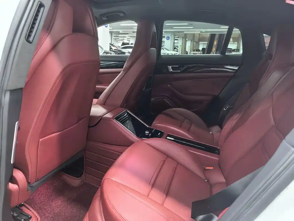 Porsche Panamera — миниатюра 9