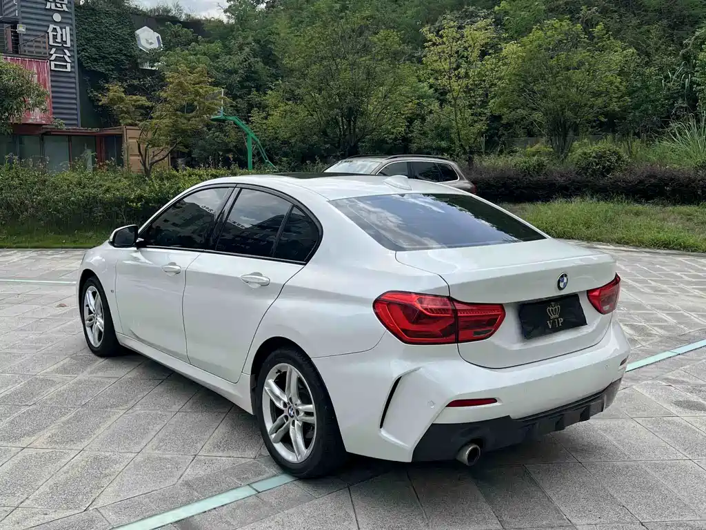 BMW 1 Series — миниатюра 17