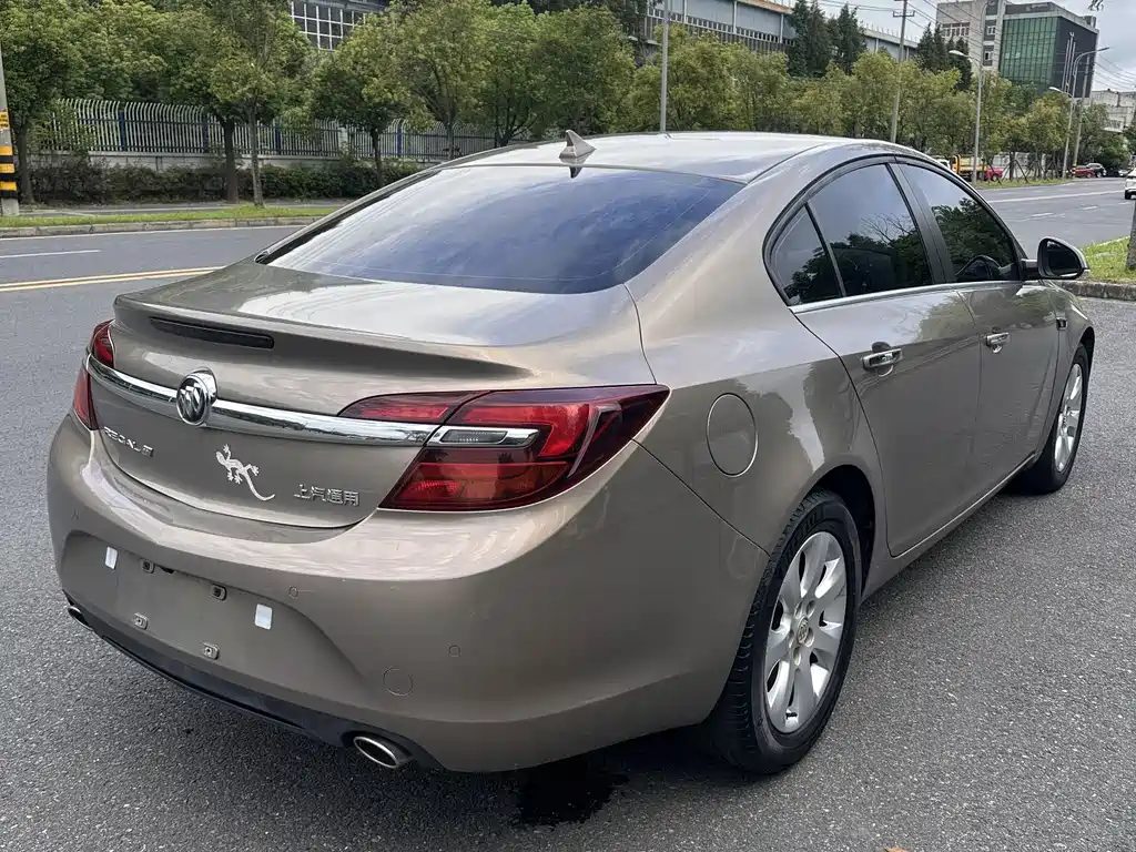 Buick Regal — миниатюра 6