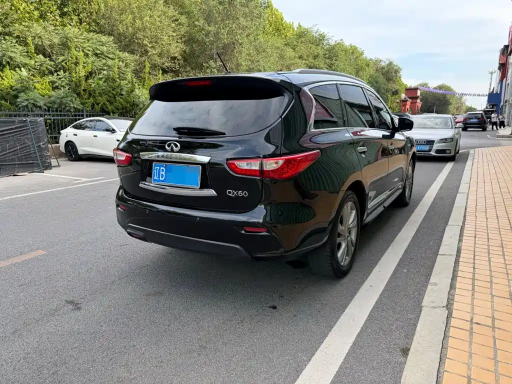 Infiniti QX60 (Import) — миниатюра 18