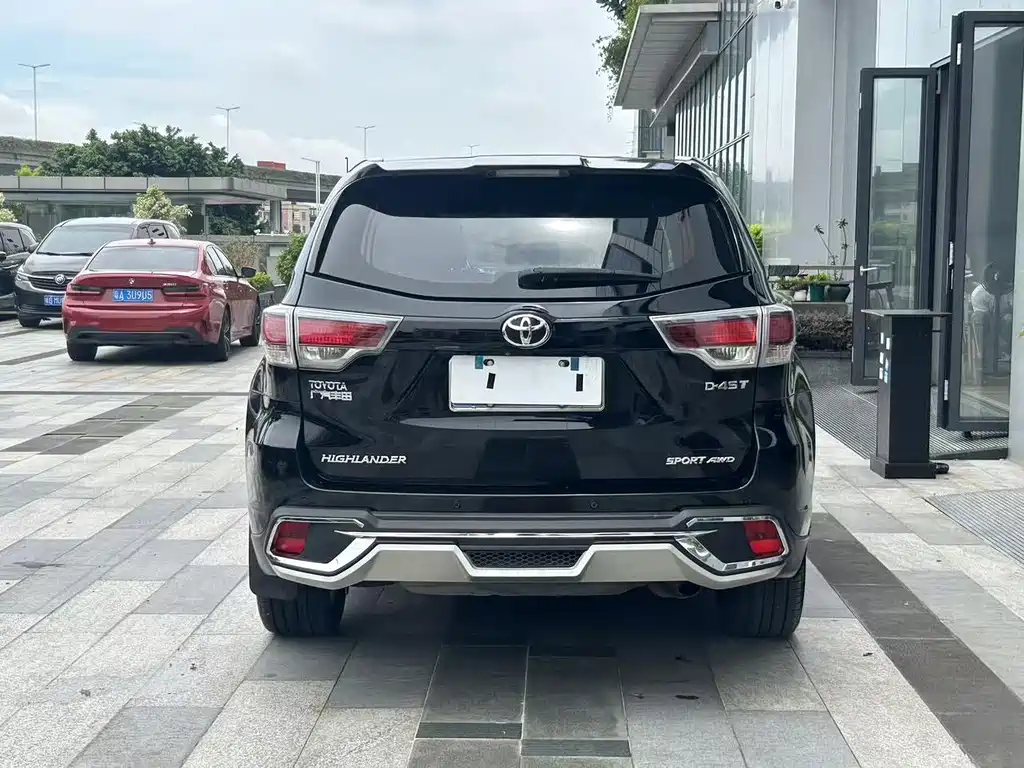 Toyota Highlander — миниатюра 20