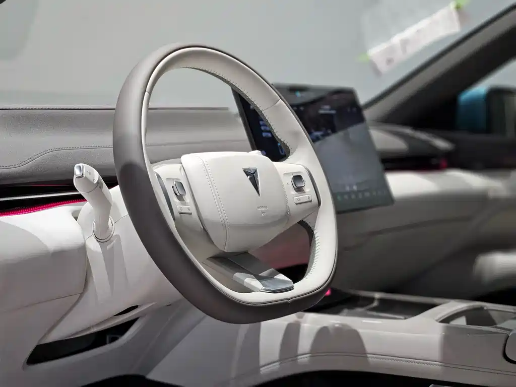 Changan Deepal DARK BLUE L07