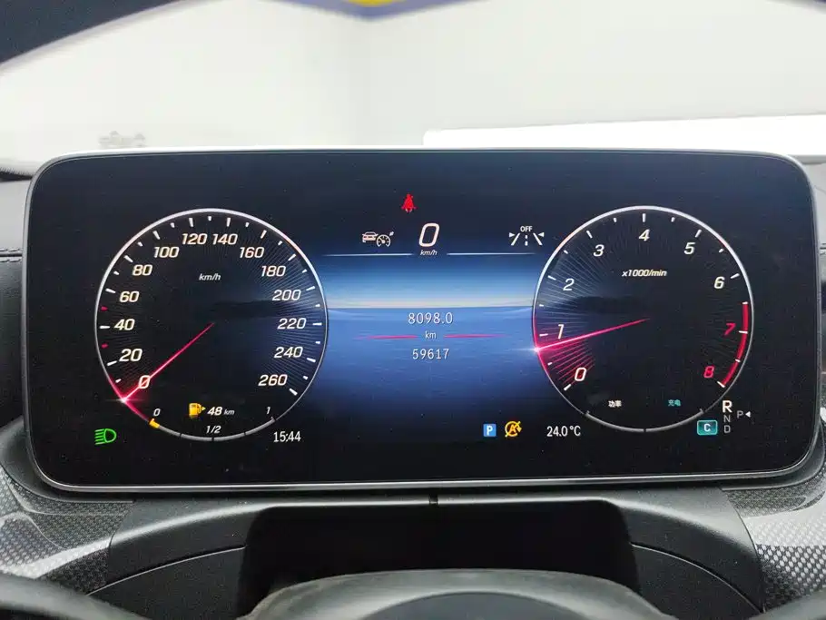 Mercedes-Benz C-Class — миниатюра 14
