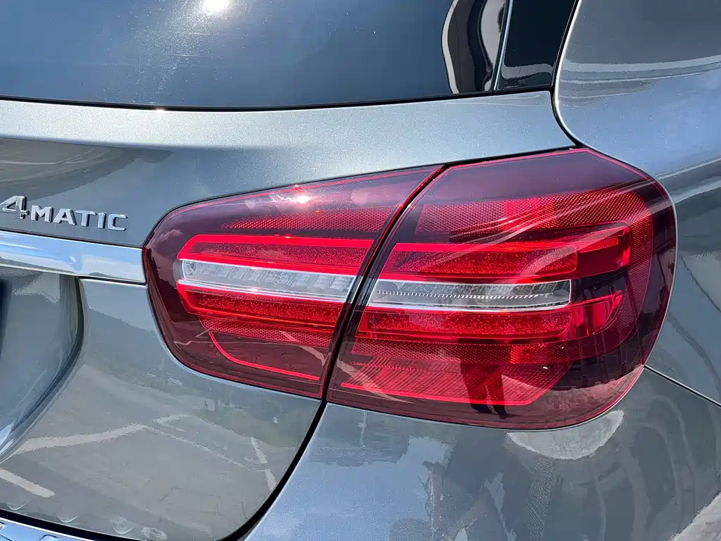 Mercedes-Benz GLA — миниатюра 17