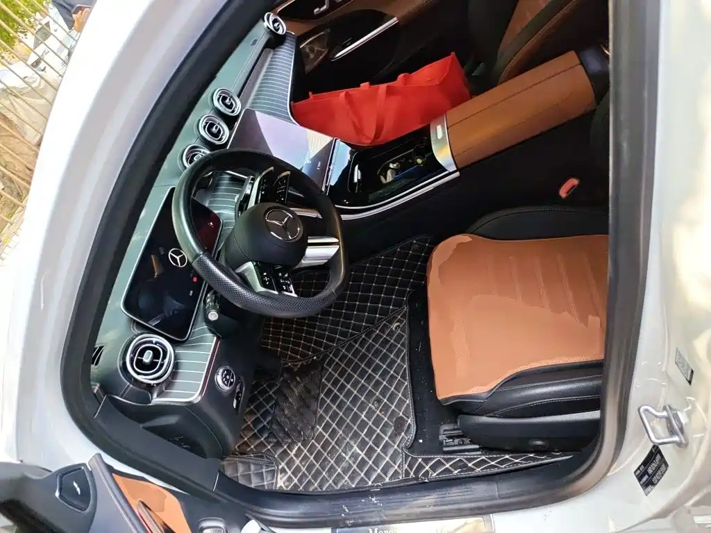 Mercedes-Benz C-Class — миниатюра 8