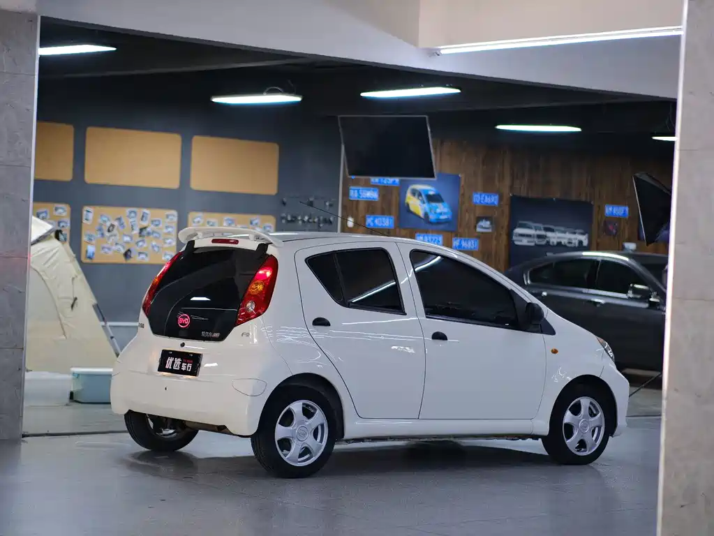 BYD F0 — миниатюра 10