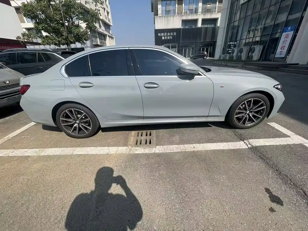 BMW 3 Series — миниатюра 8