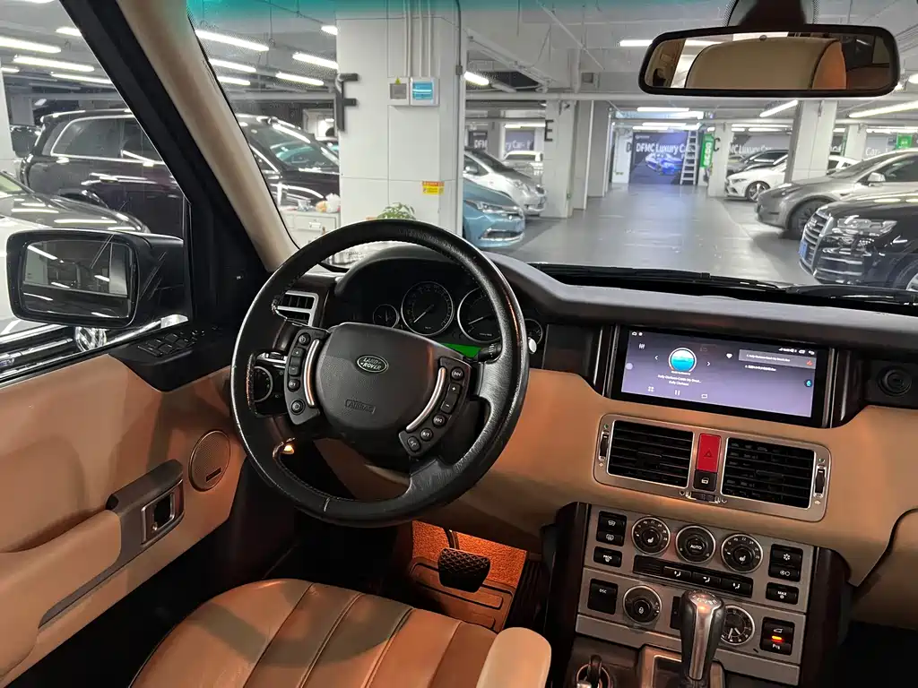 Land Rover Range Rover — миниатюра 9