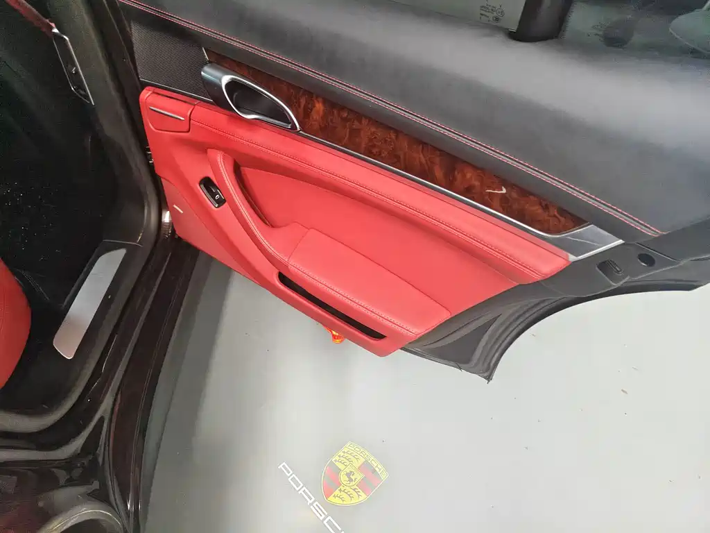 Porsche Panamera — миниатюра 13