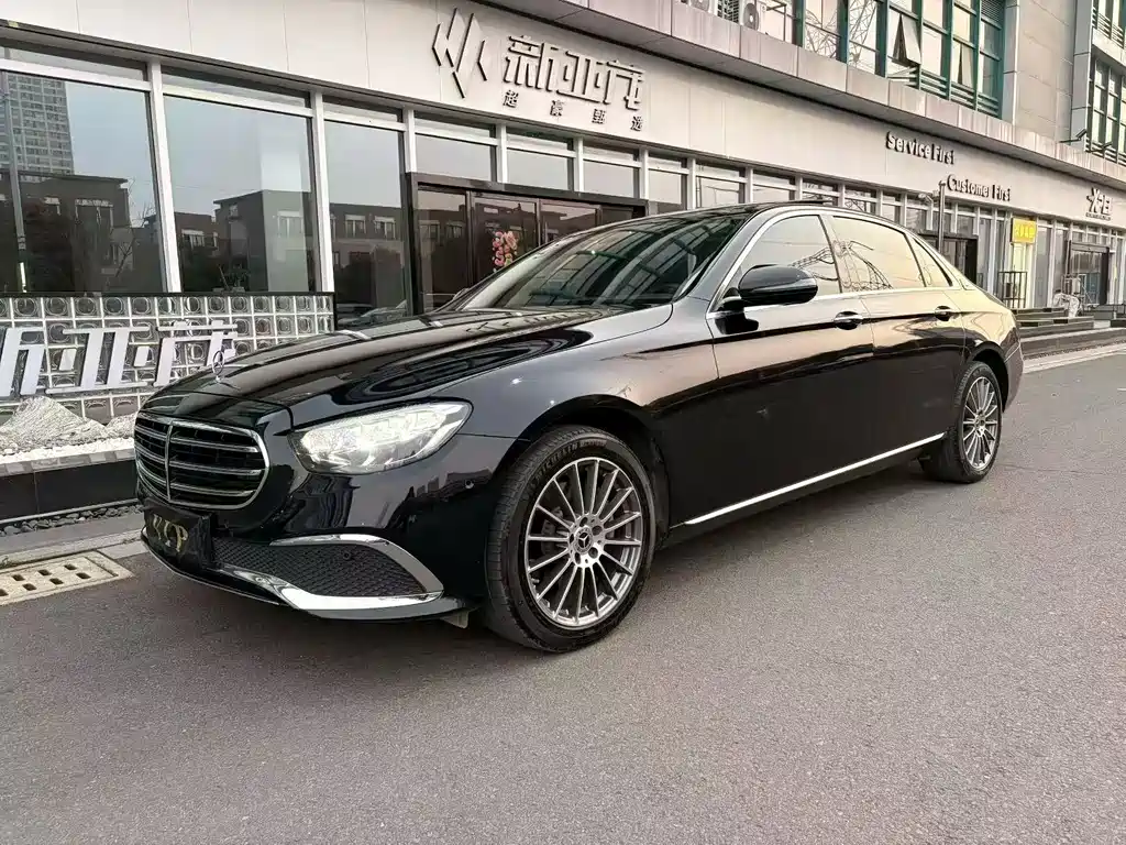 Mercedes-Benz E-Class 2021