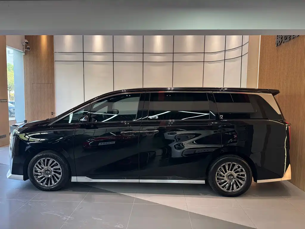 GAC Motor Trumpchi M8 — миниатюра 4