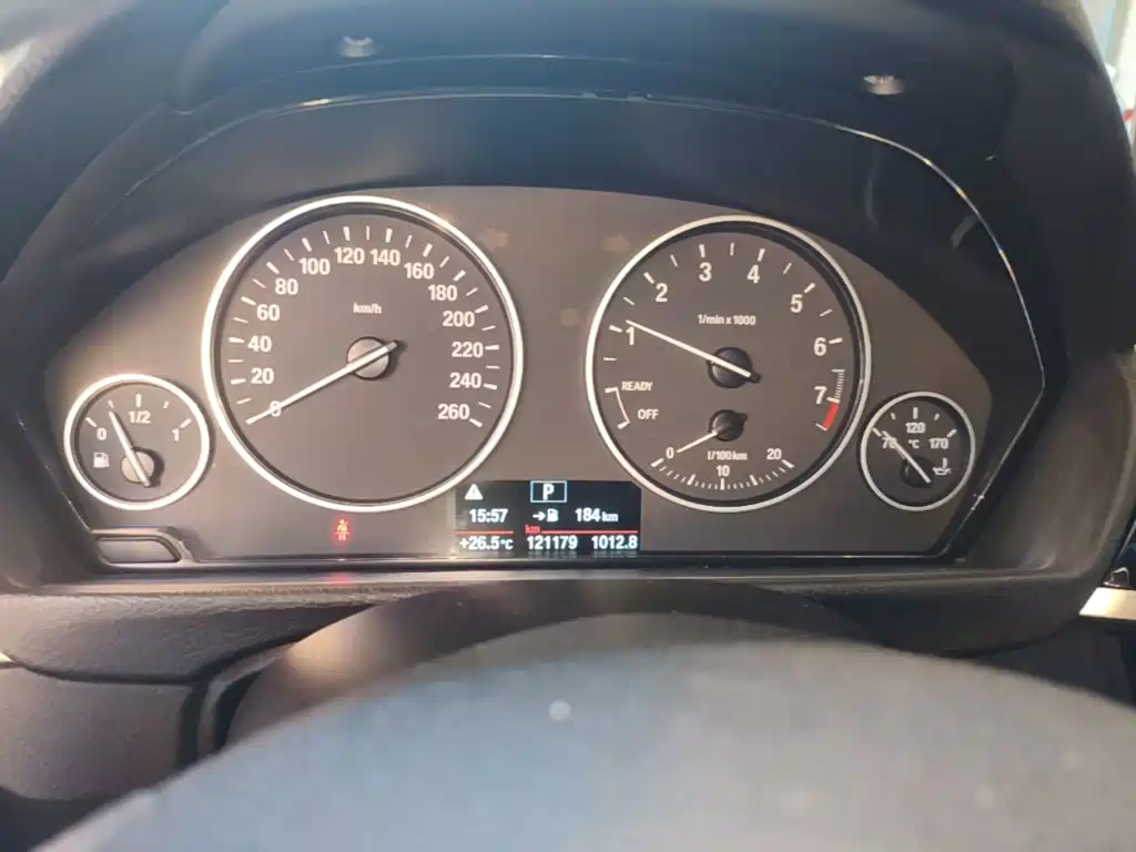 BMW 3 Series — миниатюра 12
