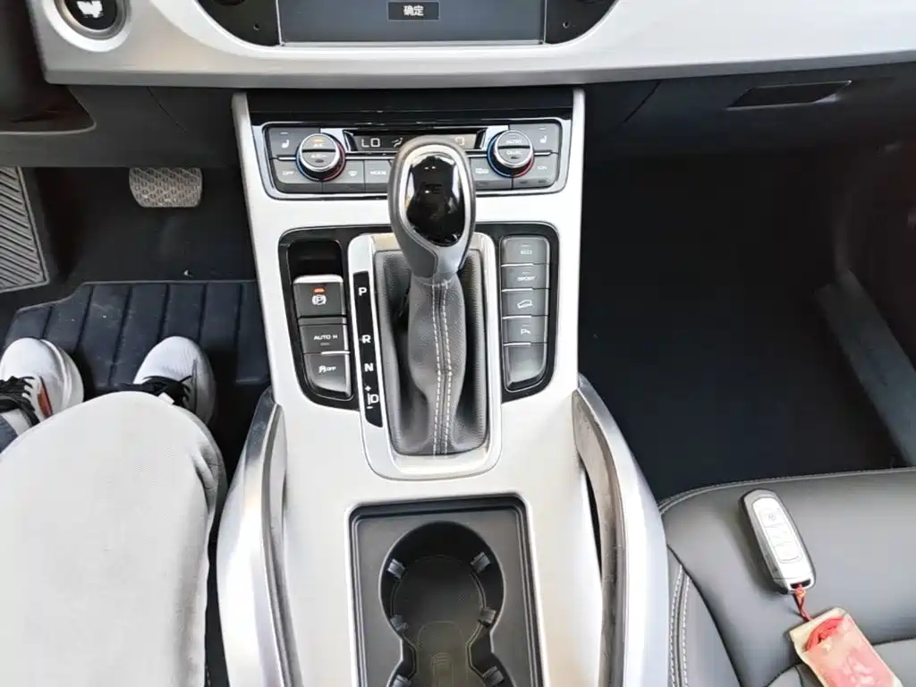 Geely Boyue — миниатюра 14