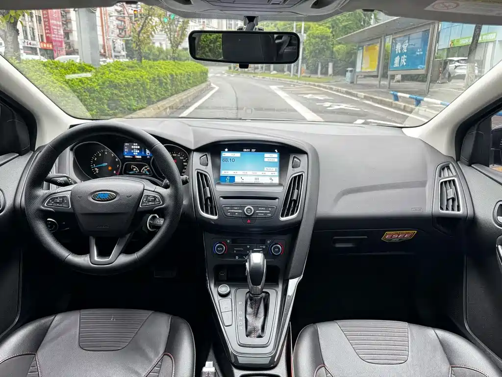 Ford Focus — миниатюра 13