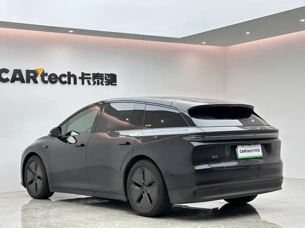 Li Auto Идеальный i6 — миниатюра 3