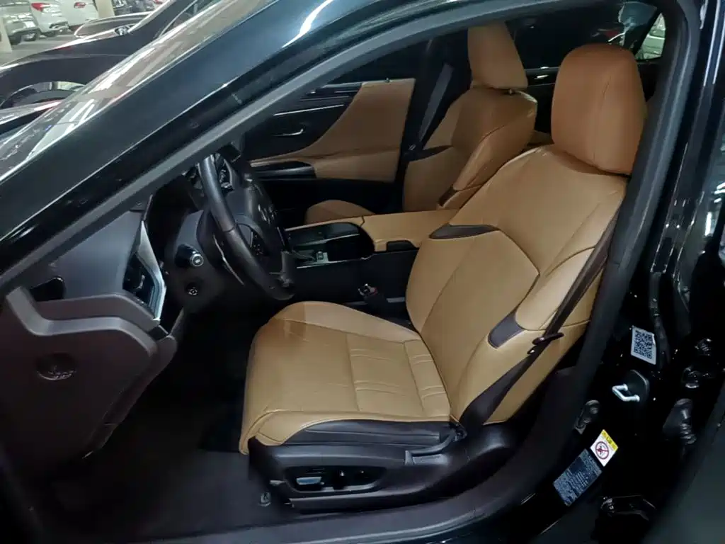 Lexus ES — миниатюра 15