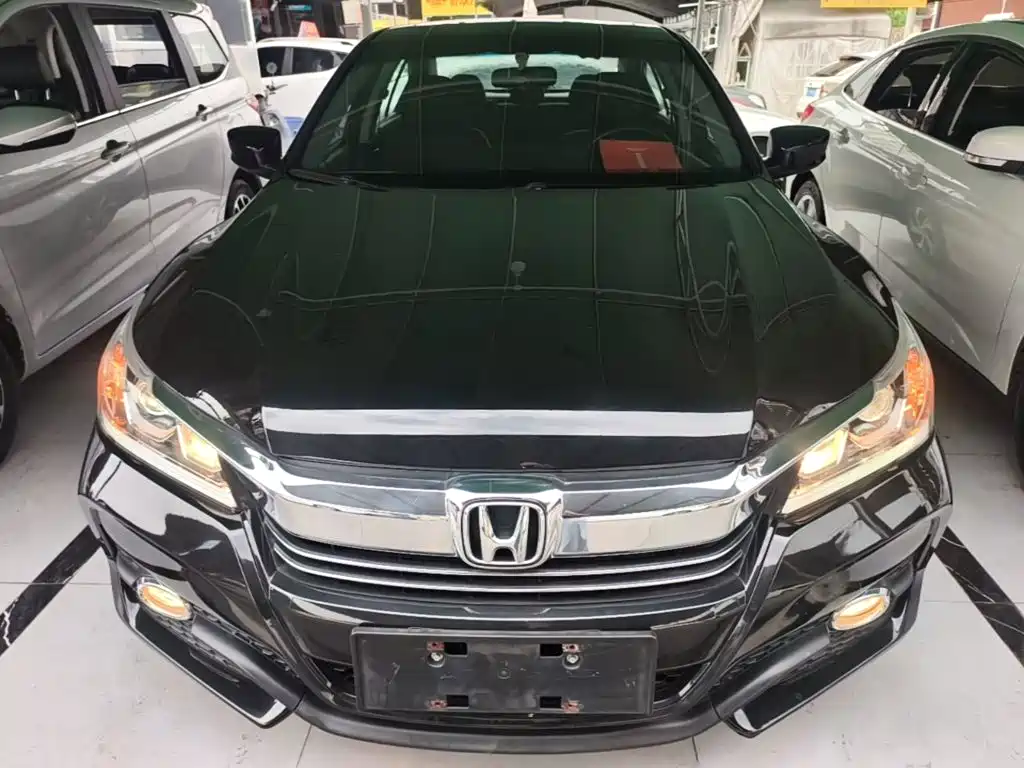 Honda Accord — миниатюра 3