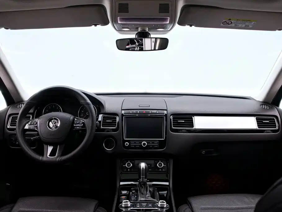 Volkswagen Touareg — миниатюра 5