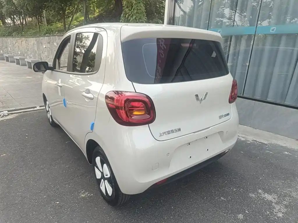 Wuling MINIEV — миниатюра 5