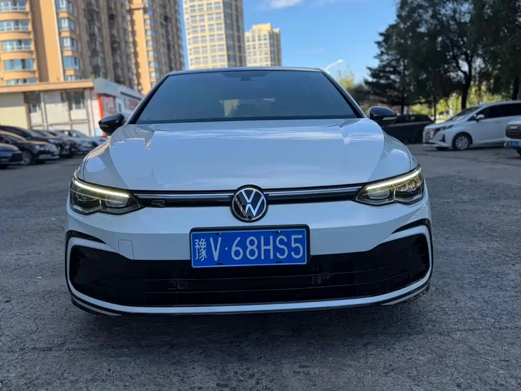 Volkswagen Golf — миниатюра 2